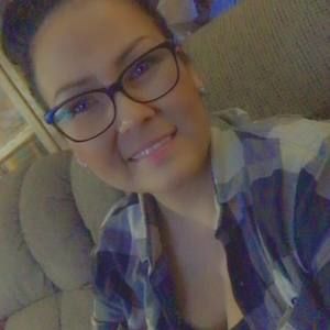 Meet your Posher, Crystal